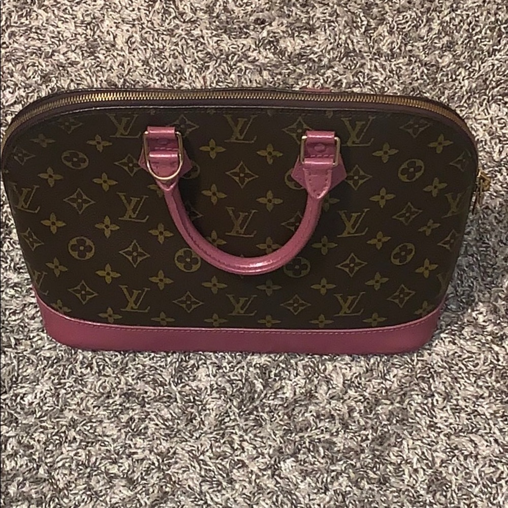 💯% Authentic LOUIS VUITTON Alma PM